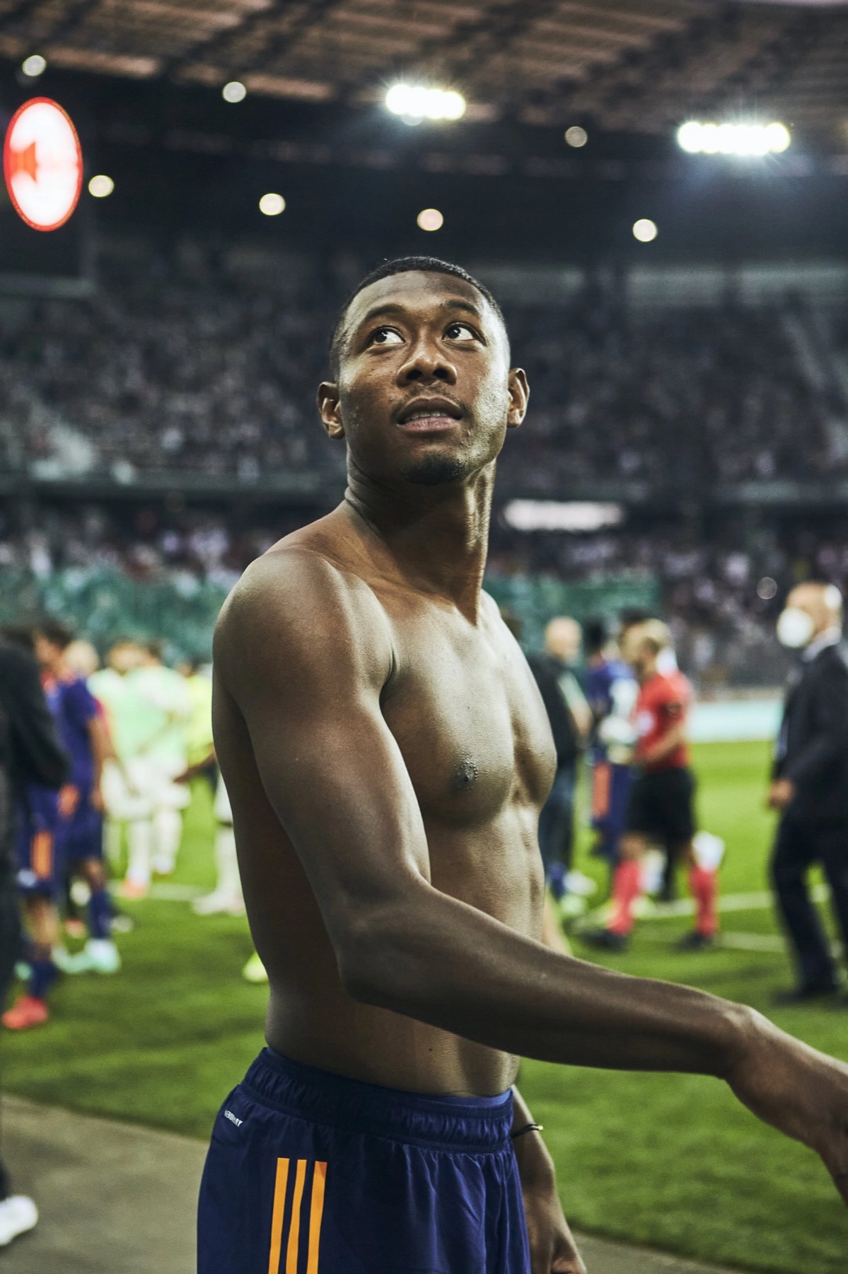 David Alaba nach dem Spiel im Stadion